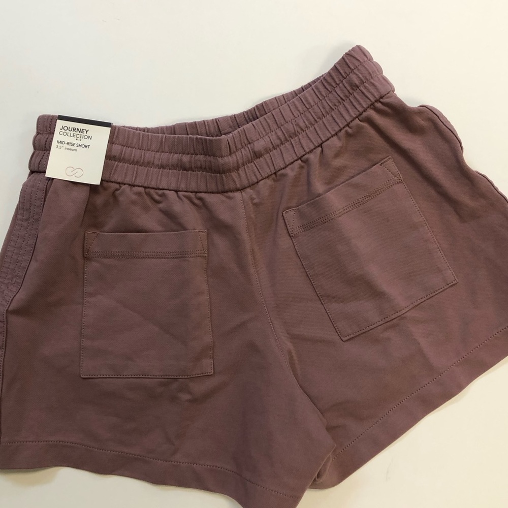 NWT CALIA 3.5” Twillflex Shorts - Picture 12 of 13